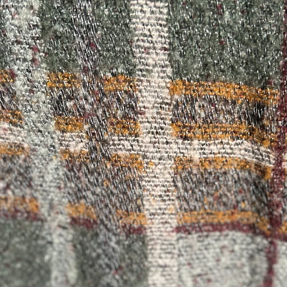 Vince Camuto Reversible Scarf / Wrap Old $ Quiet Luxury Academia Heritage Staple